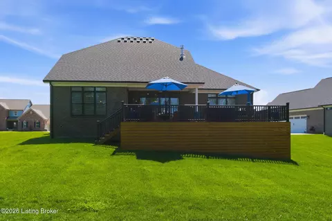 Exterior - 5525 Ruby Falls Dr, Prospect, KY 40059 photo 9 of 15