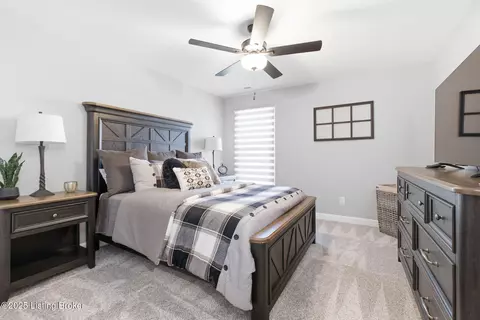 Bedroom - 5525 Ruby Falls Dr, Prospect, KY 40059 photo 4 of 6
