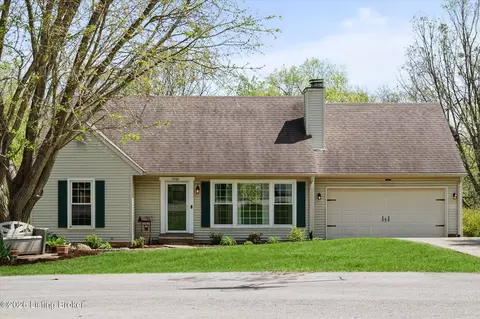 7310 Wood Rock Rd, Louisville, KY 40291