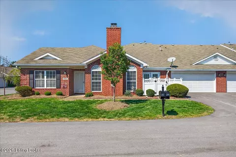 11107 Rutgers Ct, Louisville, KY 40291