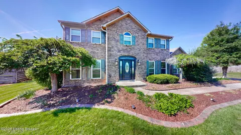 1039 Cobblestone Cir, Shepherdsville, KY 40165