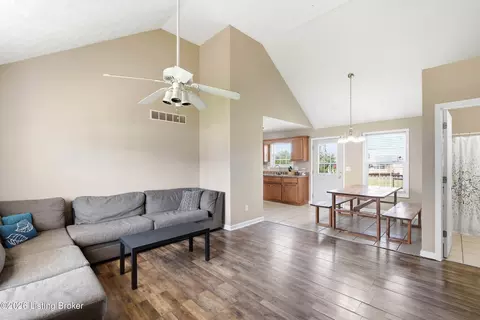 Living - 29 Royal Gold Ct, Springfield, KY 40069 photo 1 of 1