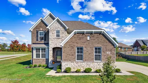 1000 Buckthorn Trce, La Grange, KY 40031