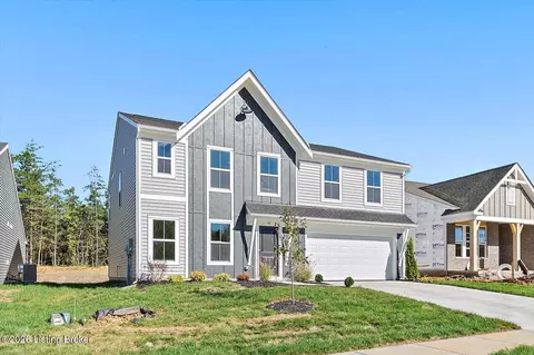 68 Hearthstone Ln, Radcliff, KY 40160