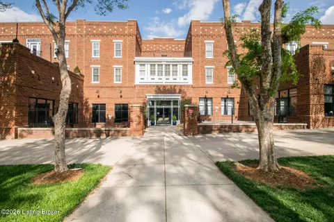 10619 Meeting St #304, Prospect, KY 40059