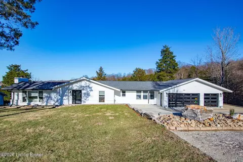 210 Blueberry Pt, Brandenburg, KY 40108