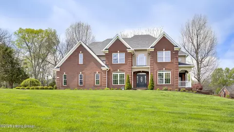 5118 Fox Run Rd, Buckner, KY 40010
