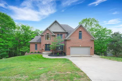 302 Hampton Rd, Brandenburg, KY 40108