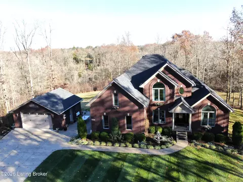 1464 E Sanders Ln, Mount Washington, KY 40047