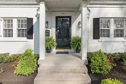 4029 Saint Ives Ct, Louisville, KY 40207