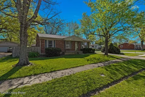 9311 Pagoda Dr, Louisville, KY 40229