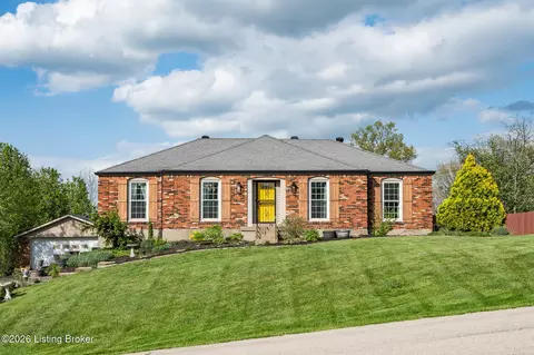 304 Carriageway Rd, Taylorsville, KY 40071