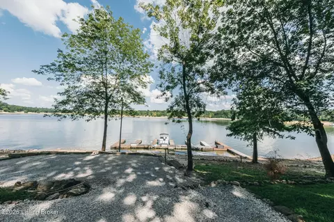 View/Area - 498 Rainbow Knob Ln, Mc Daniels, KY 40152 photo 2 of 12