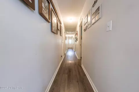 Entry Way - 498 Rainbow Knob Ln, Mc Daniels, KY 40152 photo 2 of 4