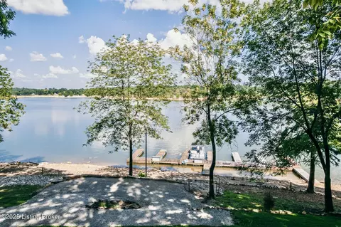 View/Area - 498 Rainbow Knob Ln, Mc Daniels, KY 40152 photo 10 of 12
