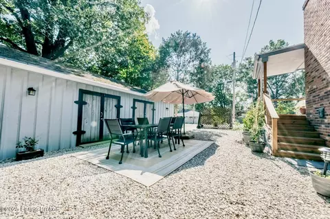 Exterior - 498 Rainbow Knob Ln, Mc Daniels, KY 40152 photo 10 of 27