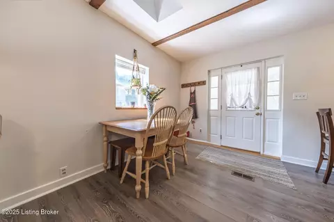 Entry Way - 498 Rainbow Knob Ln, Mc Daniels, KY 40152 photo 1 of 4