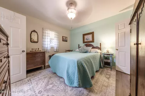 Bedroom - 498 Rainbow Knob Ln, Mc Daniels, KY 40152 photo 2 of 9
