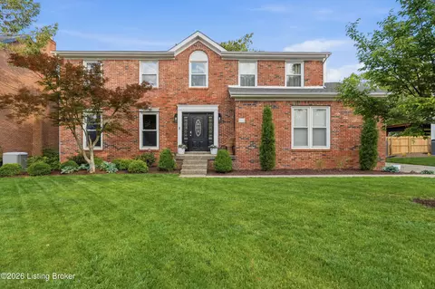 1112 Juniper Springs Dr, Louisville, KY 40242