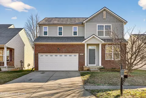 5609 Red Crested Way, Louisville, KY 40218