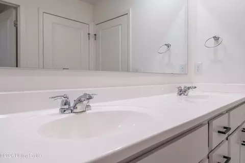 Bath - 117 Beech Tree Ct, Brooks, KY 40109 photo 2 of 7