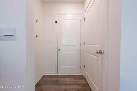 Entry Way - 117 Beech Tree Ct, Brooks, KY 40109 photo 2 of 12