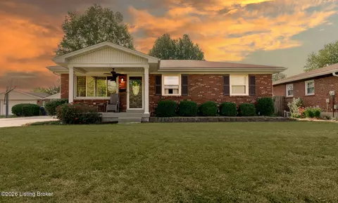 5409 Matterhorn Dr, Louisville, KY 40216