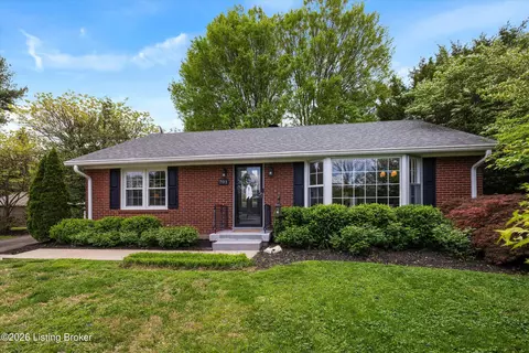 701 Victoria Pl, Louisville, KY 40207
