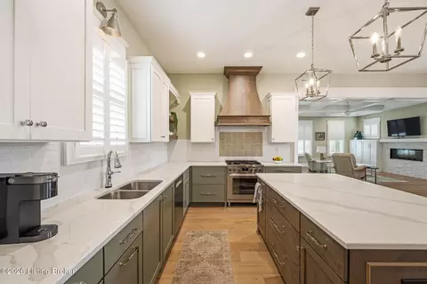 Kitchen - 6102 Moonseed St, Prospect, KY 40059 photo 4 of 5