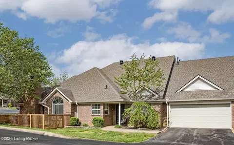 10201 Shoal Creek Ct, Louisville, KY 40291