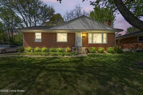 8300 Atlanta Pkwy, Louisville, KY 40214