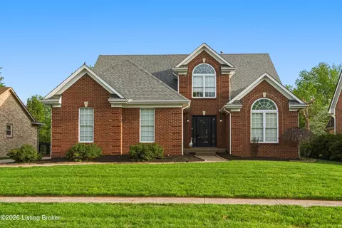 13514 Forest Bend Cir, Louisville, KY 40245