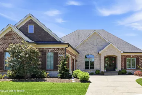 11010 Pebble Creek Dr, Louisville, KY 40241