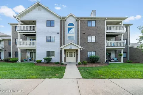 3501 Lennox View Ct #310, Louisville, KY 40299