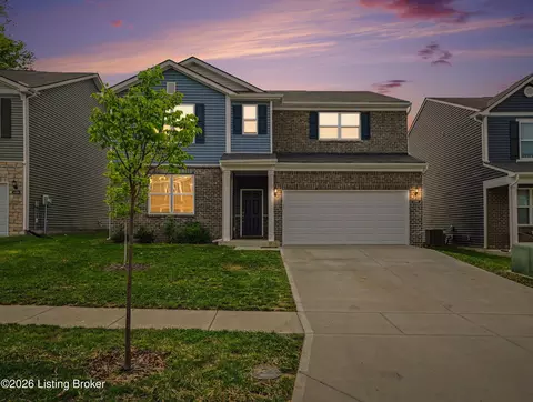 4392 Coppice Trl, Louisville, KY 40229