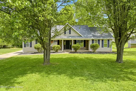 1068 Tina Ct, Radcliff, KY 40160