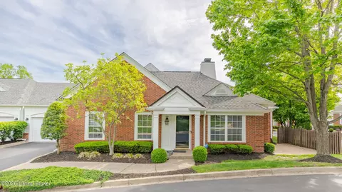 13615 Arbor Crest Cir, Louisville, KY 40245