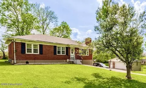 1082 Forrest View Dr, Louisville, KY 40219