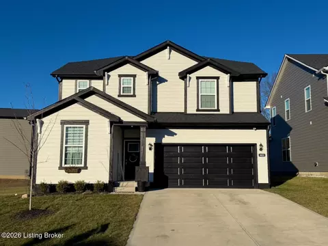 4633 Golden Eagle Dr, Louisville, KY 40245