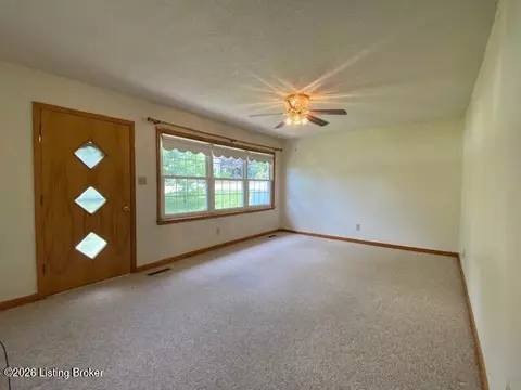 Living - 316 N Walnut St, Upton, KY 42784 photo 2 of 2