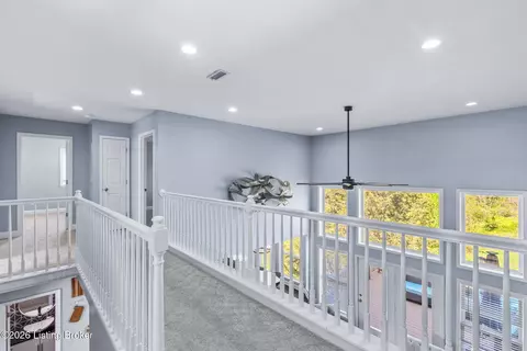 Entry Way - 10609 Elder Ln, Prospect, KY 40059 photo 6 of 9