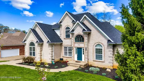Exterior - 10609 Elder Ln, Prospect, KY 40059 photo 3 of 7