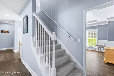 Entry Way - 10609 Elder Ln, Prospect, KY 40059 photo 5 of 9