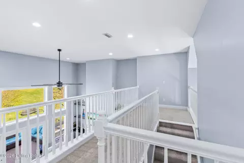 Entry Way - 10609 Elder Ln, Prospect, KY 40059 photo 7 of 9