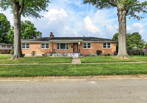 9804 Evening Star Dr, Louisville, KY 40272
