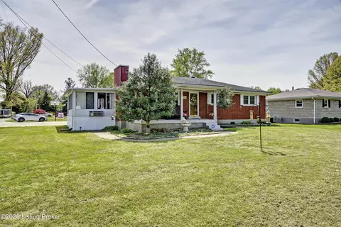 6804 Greenwood Rd, Louisville, KY 40258