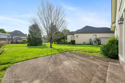 Exterior - 6509 Mt Batten Ct, Prospect, KY 40059 photo 4 of 6