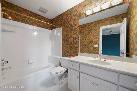 Bath - 6509 Mt Batten Ct, Prospect, KY 40059 photo 7 of 7