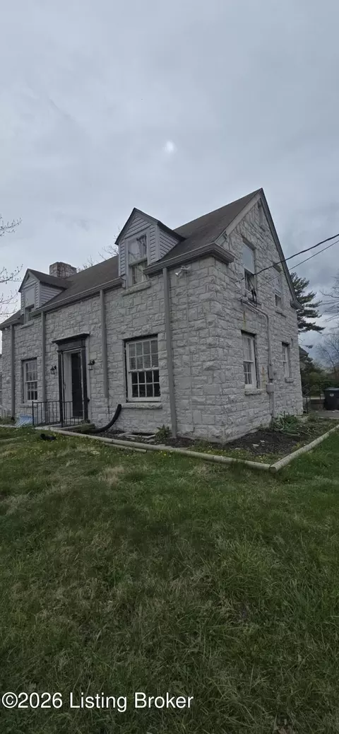 4502 Fegenbush Ln, Louisville, KY 40218