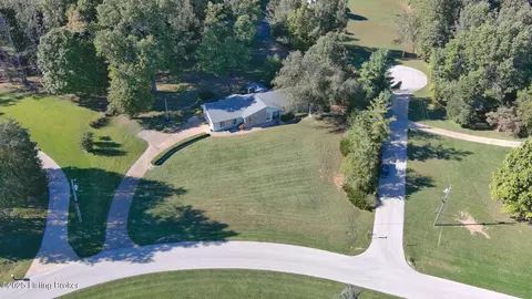 View/Area - 102 Thicket Ct, Radcliff, KY 40160 photo 5 of 7